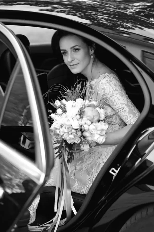 Bridal look transformation: from soft morning to stunning evening makeup